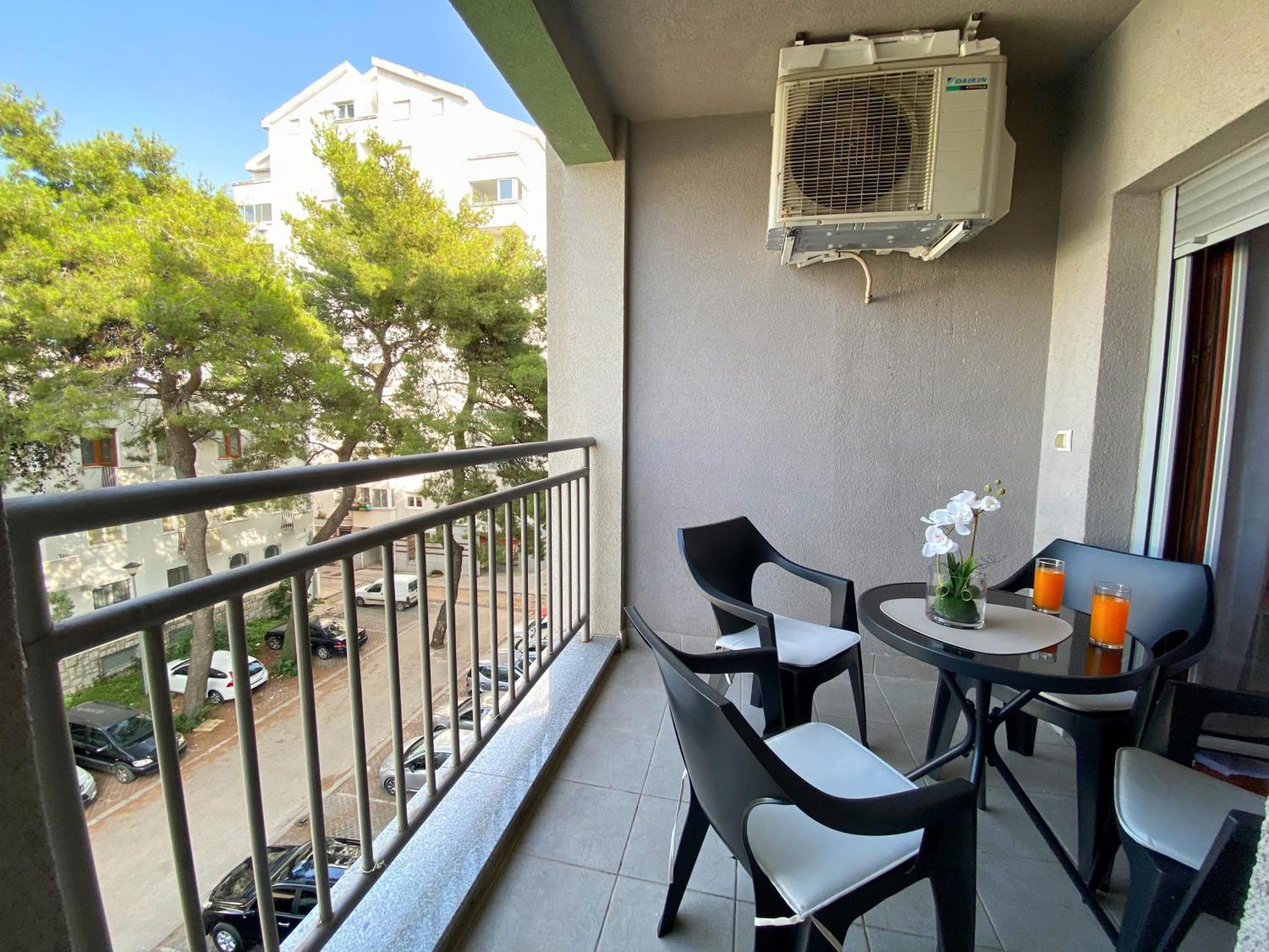 Apartment Center Adria 바르 외부 사진